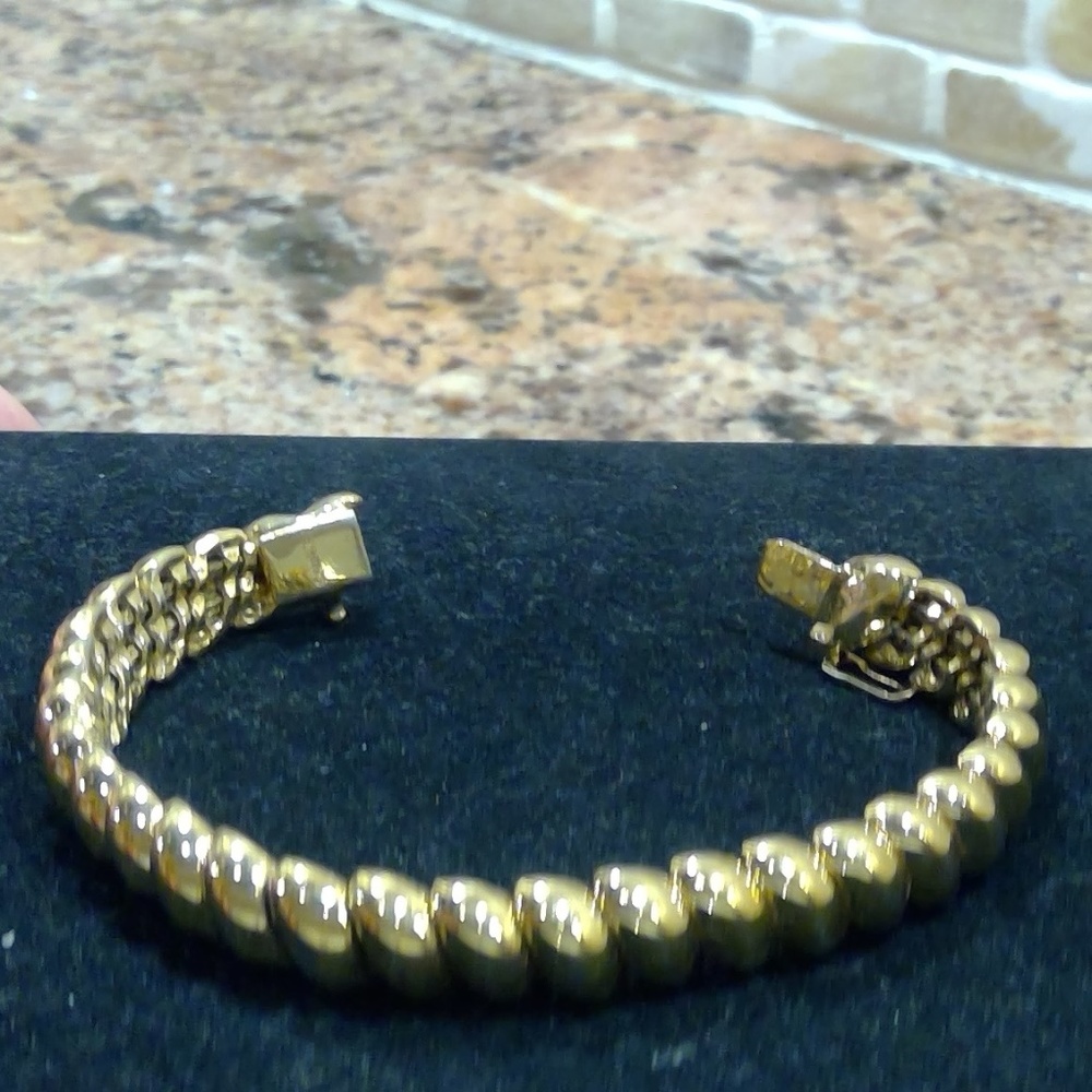 Ciner of New York hand-crafted gold bracelet